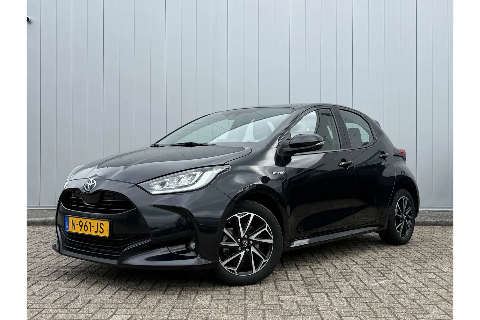 Toyota Yaris (2021) — foto 1
