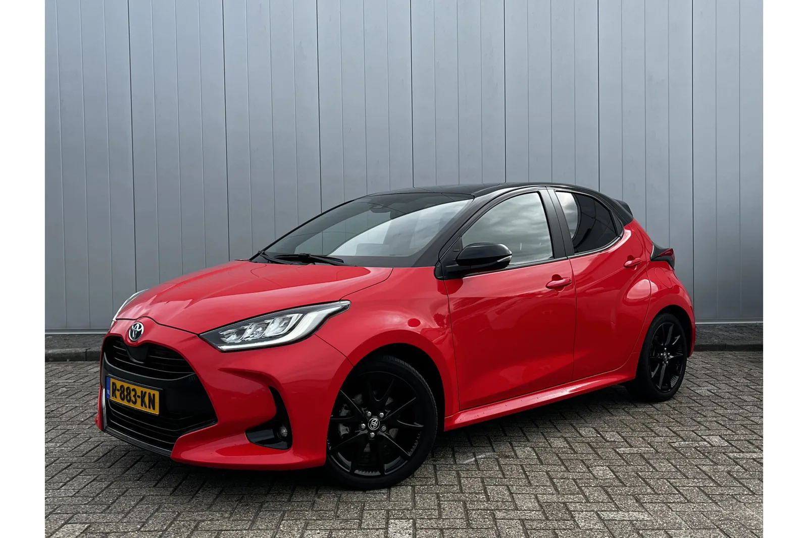 Toyota Yaris (2022) — foto 1