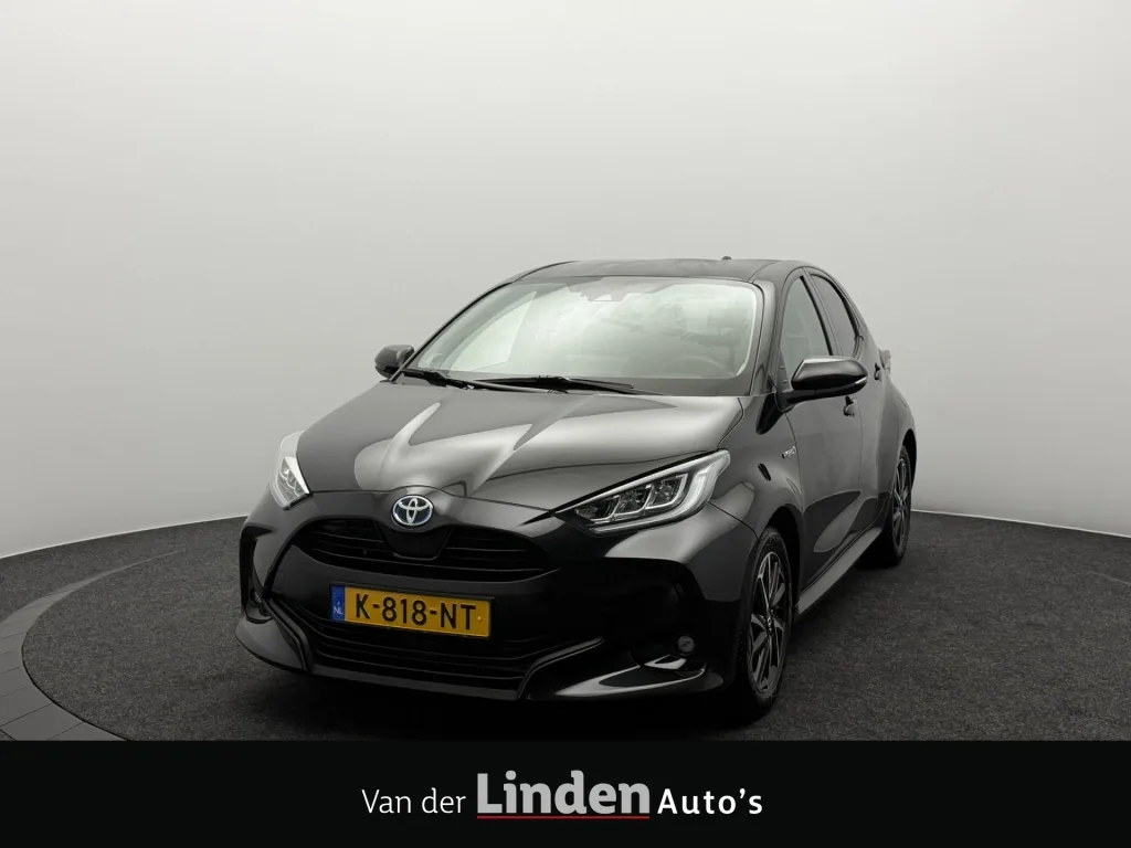 Toyota Yaris (2021) — foto 1