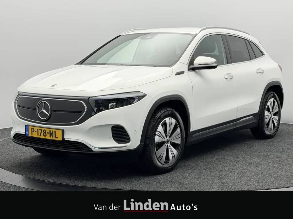 Mercedes-Benz EQA (2022) — foto 1