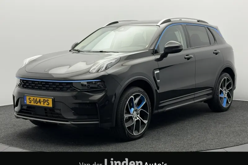 Lynk & Co 01 (2023)