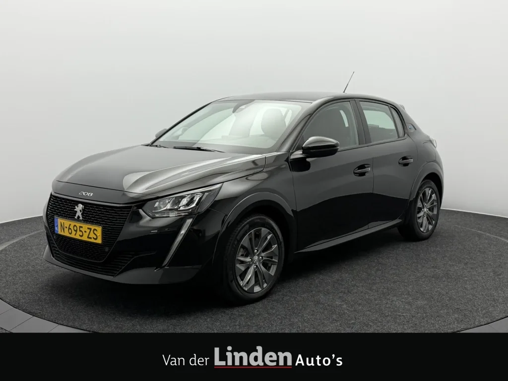 Peugeot e-208 (2022) — foto 1