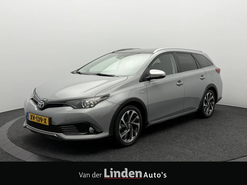 Toyota Auris (2019) — foto 1