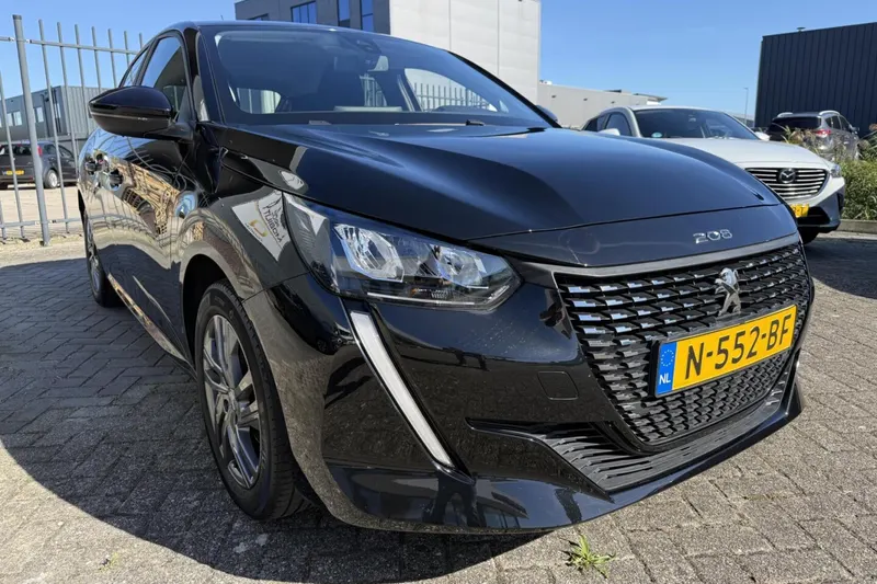 Peugeot 208 (2021)