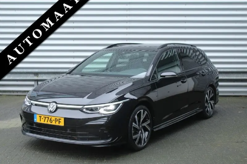 Volkswagen Golf (2023)