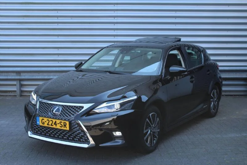 Lexus CT (2020) — foto 1