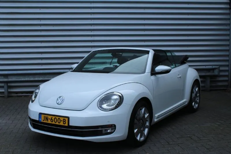 Volkswagen Beetle (2016)