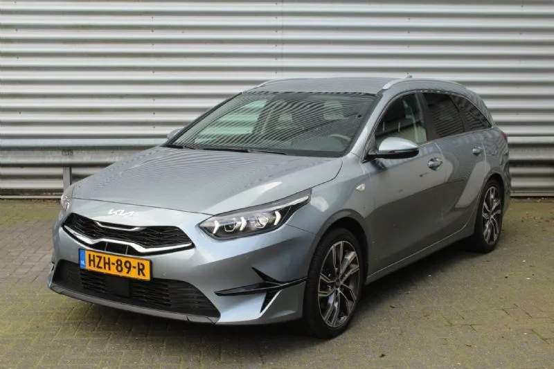 Kia Ceed (2025) — foto 1