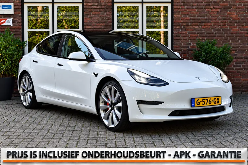 Tesla Model 3 (2019)