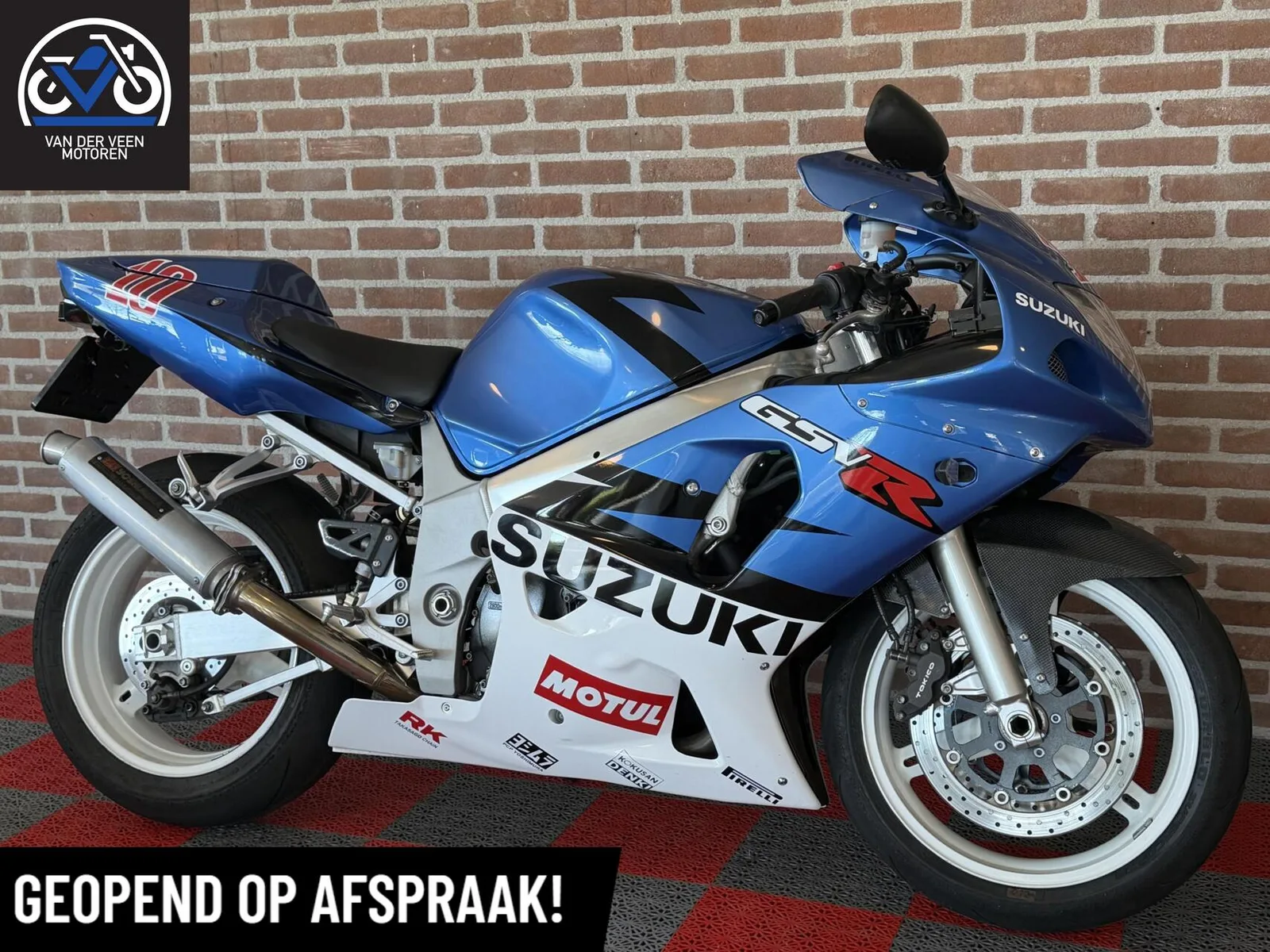 Suzuki GSX-R600 (2003) — foto 1