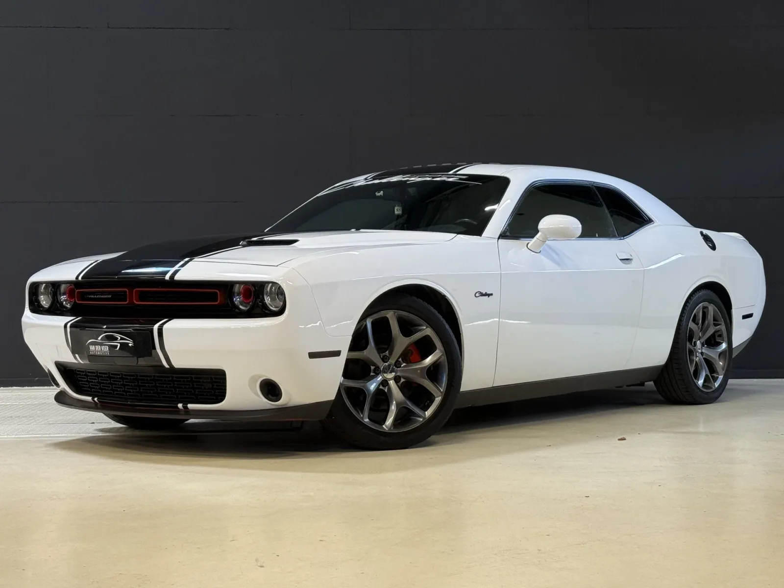Dodge Challenger (2015) — foto 1