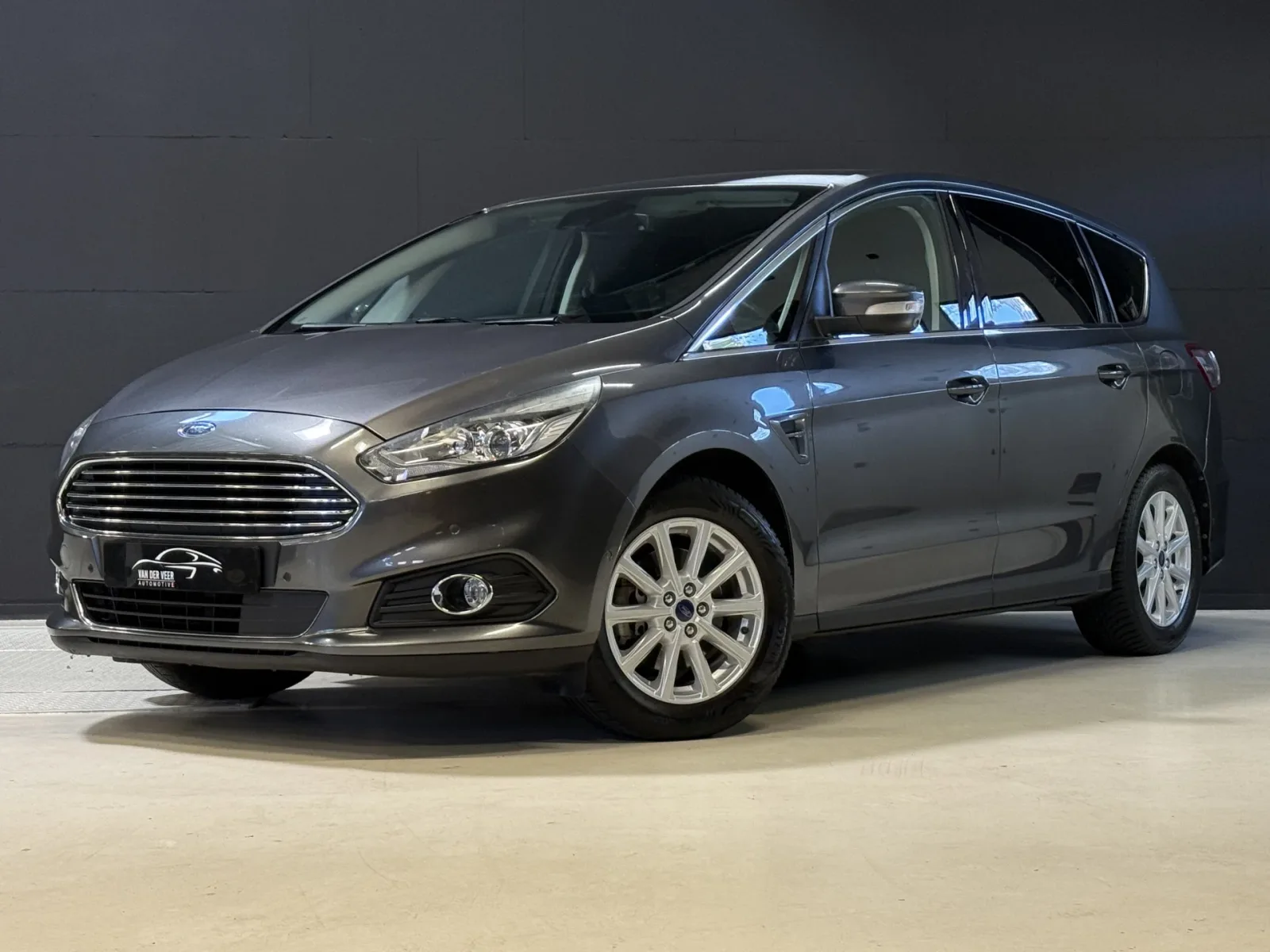 Ford S-Max (2017) — foto 1
