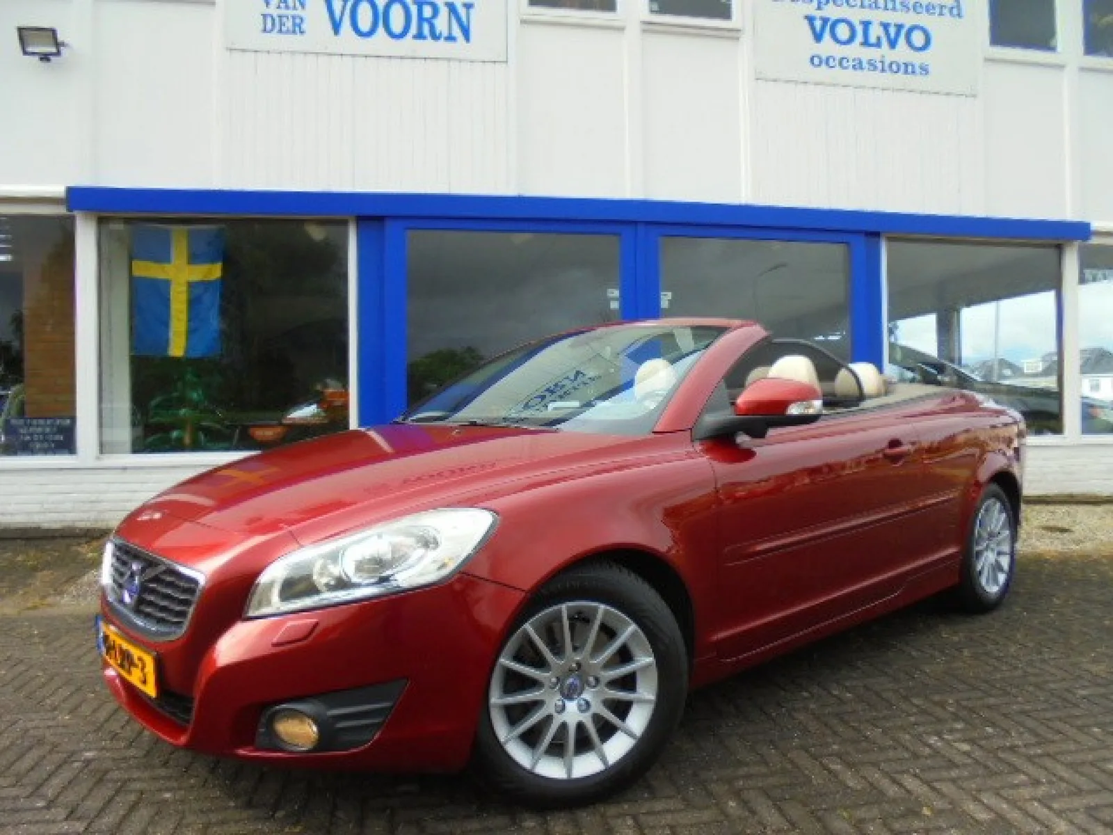 Volvo C70 (2010) — foto 1