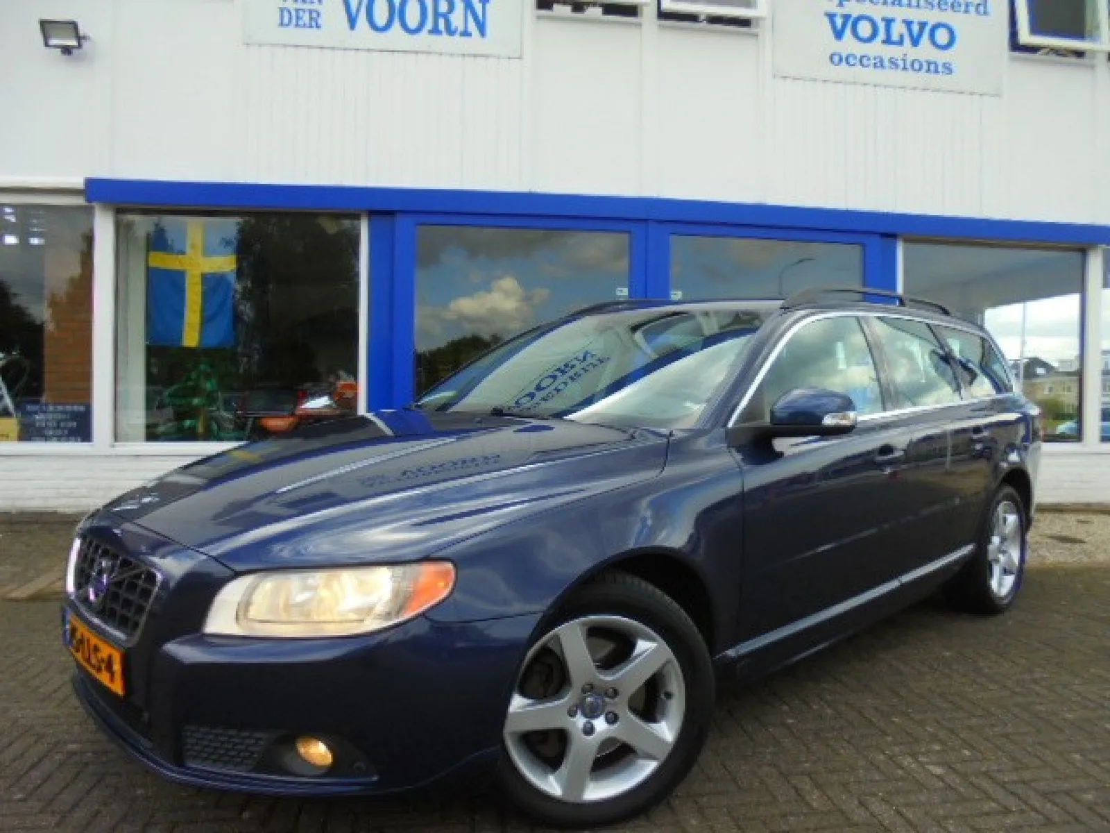 Volvo V70 (2010) — foto 1