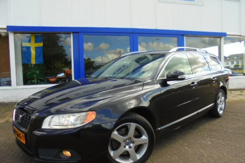 Volvo V70 (2008)