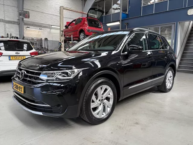Volkswagen Tiguan (2021) — foto 1