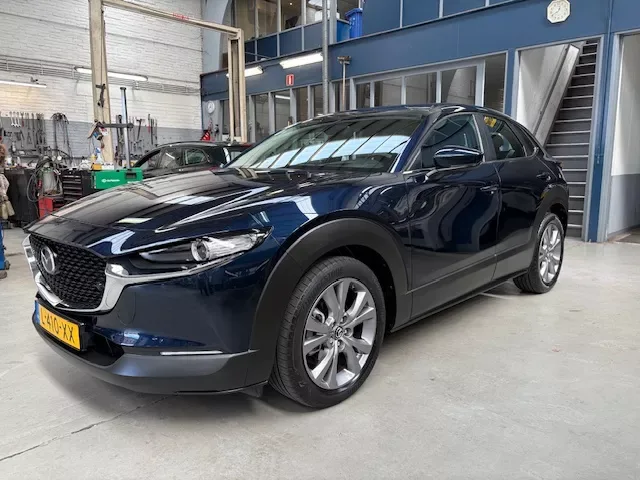Mazda CX-30 (2021) — foto 1