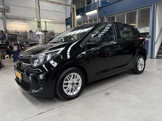 Kia Picanto (2023) — foto 1