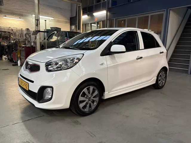 Kia Picanto (2015) — foto 1