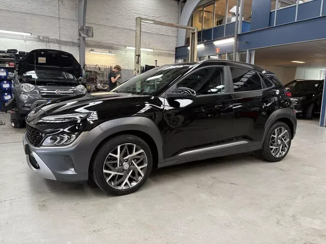 Hyundai Kona (2021) — foto 1