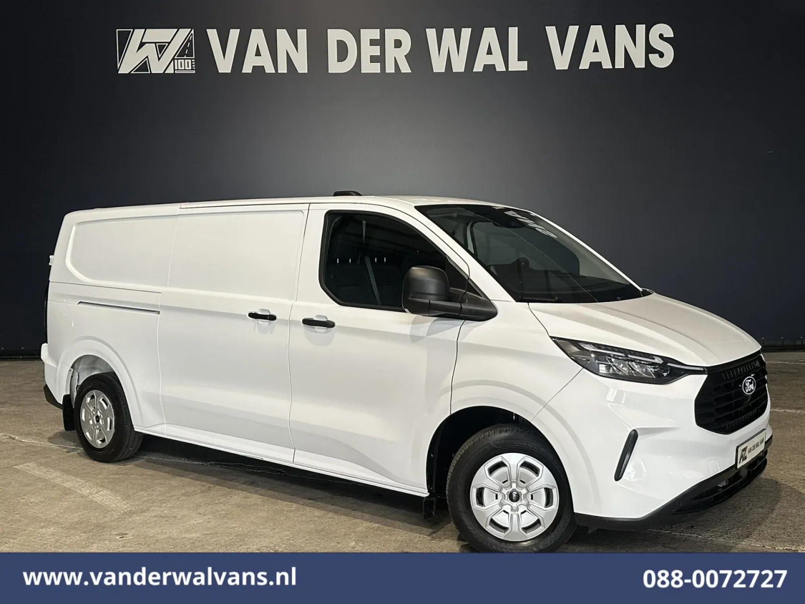 Ford Transit Custom (2024) — foto 1