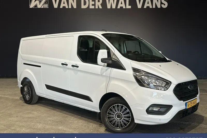 Ford Transit Custom (2023)