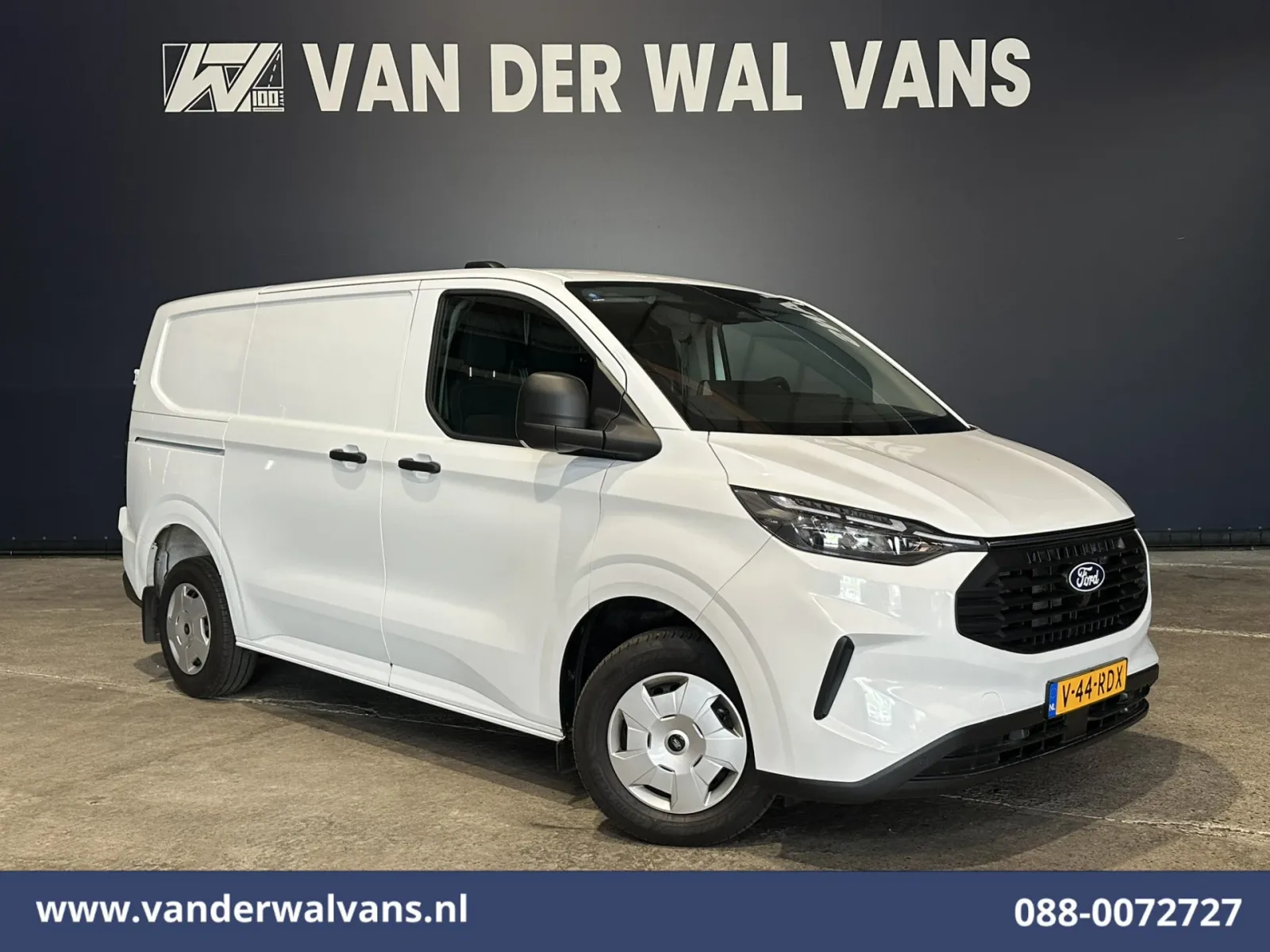 Ford Transit Custom (2024) — foto 1