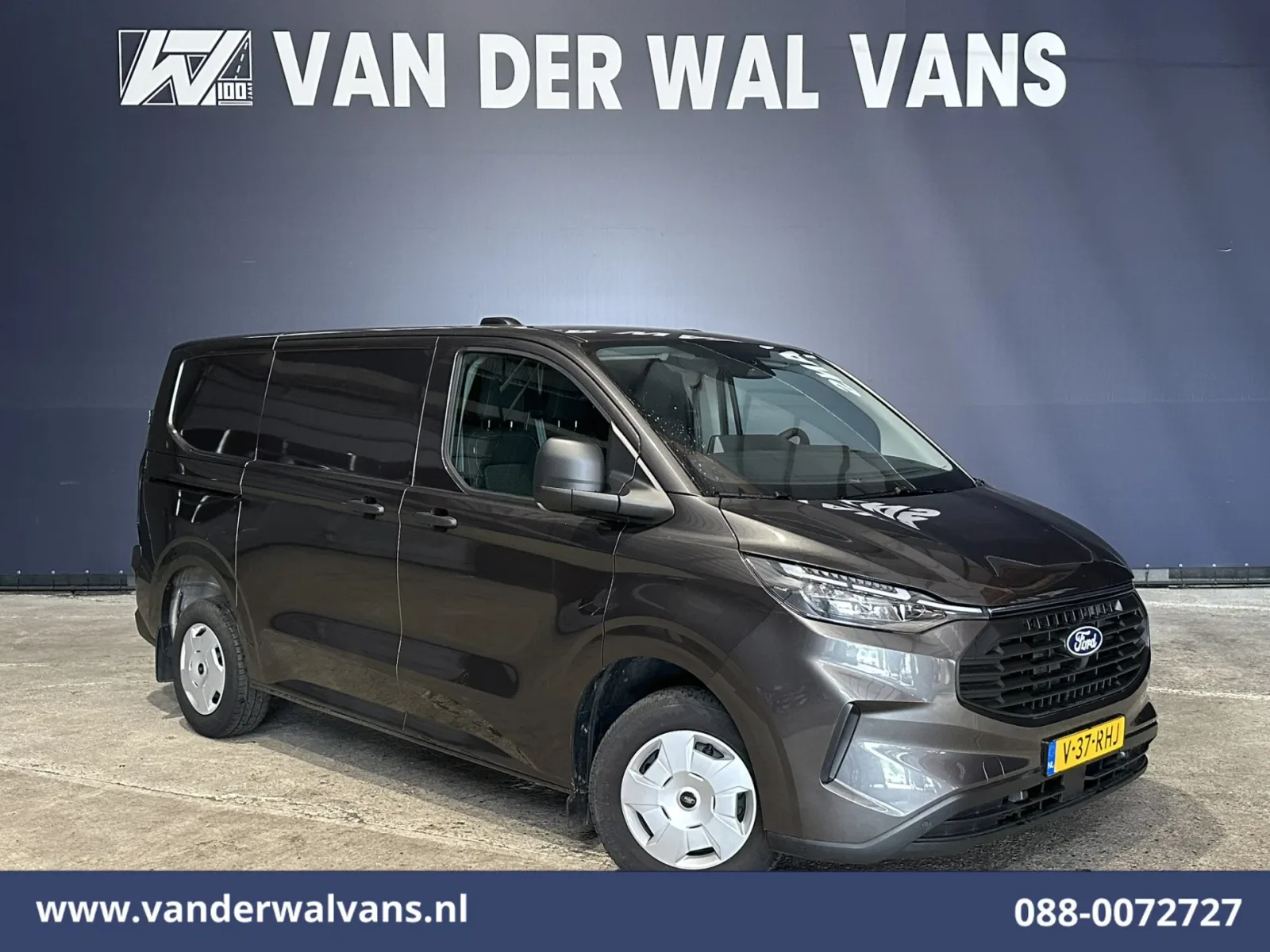 Ford Transit Custom (2024) — foto 1