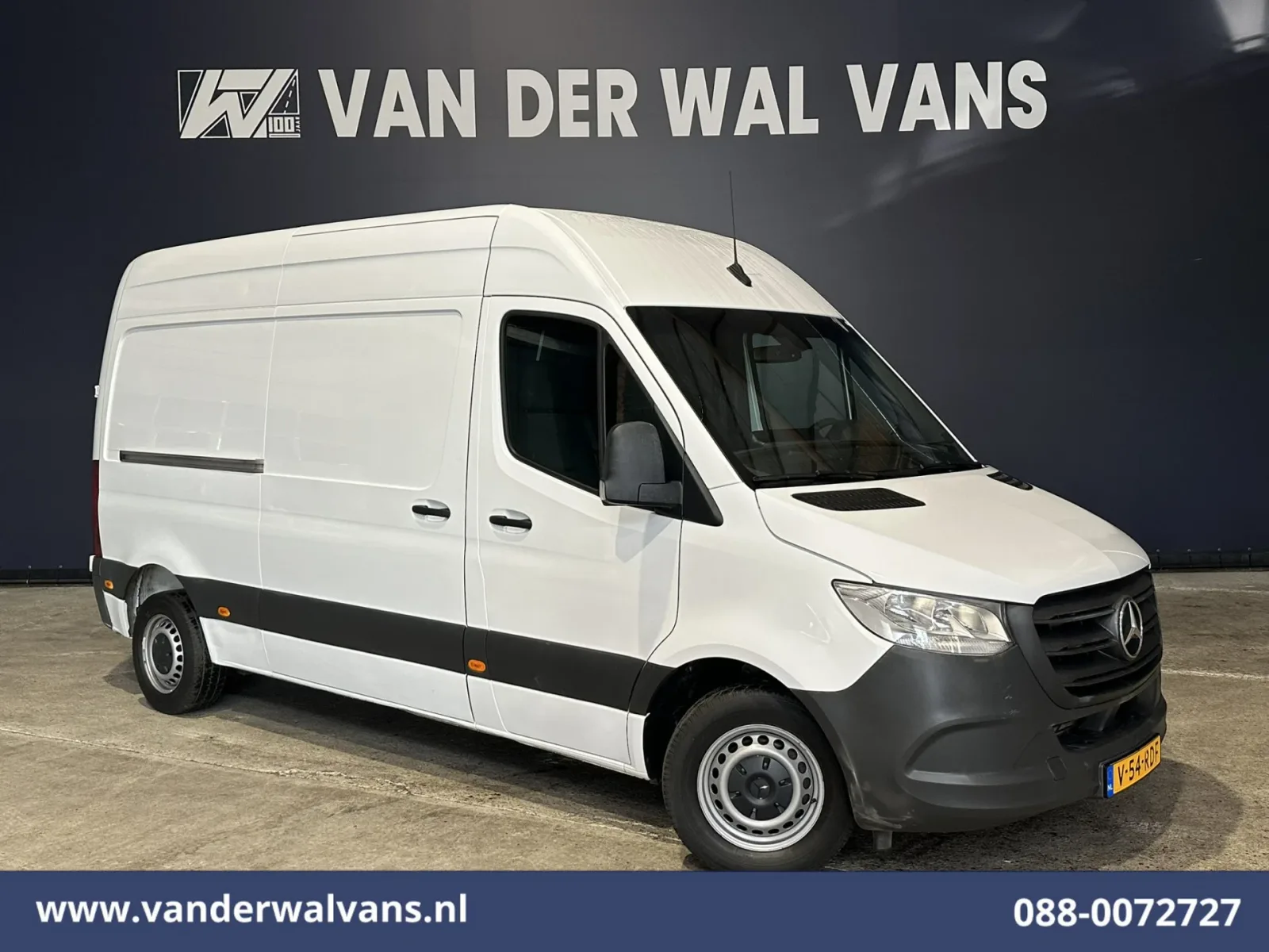 Mercedes-Benz Sprinter (2023) — foto 1