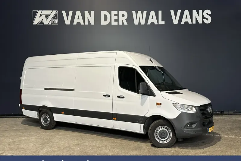 Mercedes-Benz Sprinter (2023)