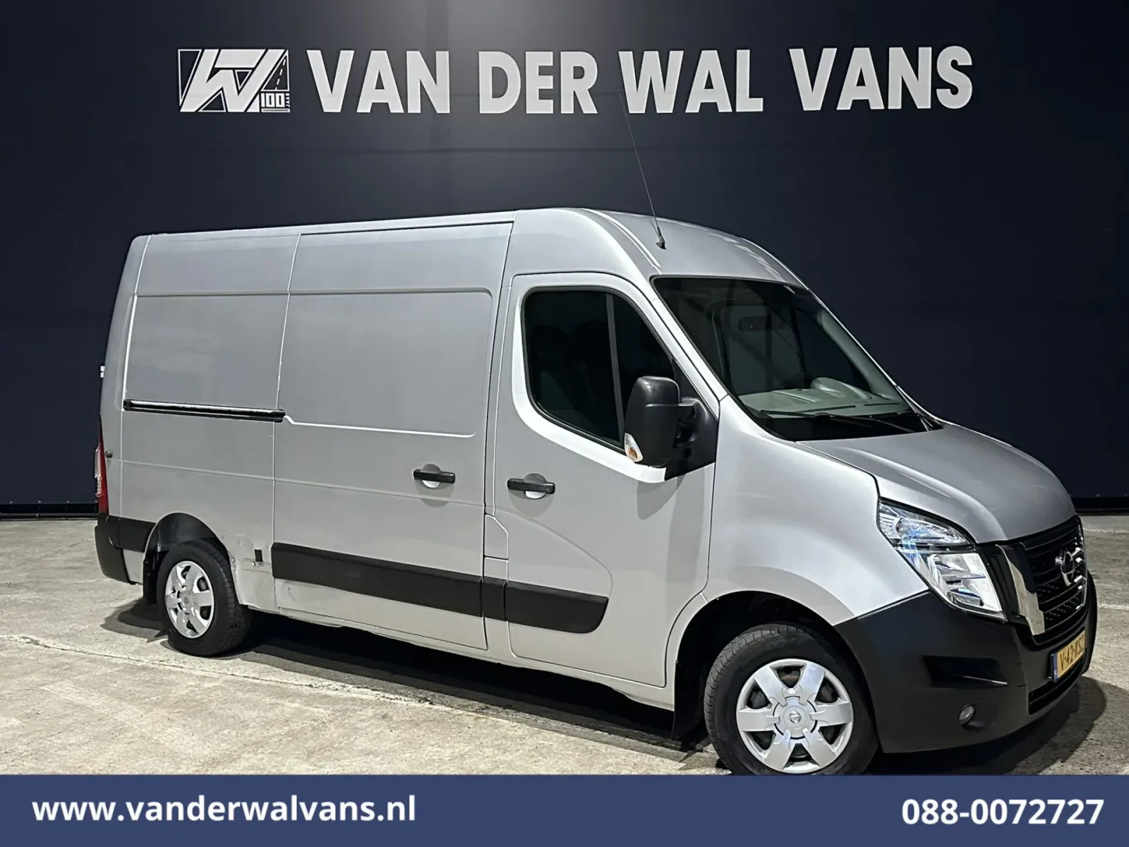 Nissan NV400 (2016) — foto 1