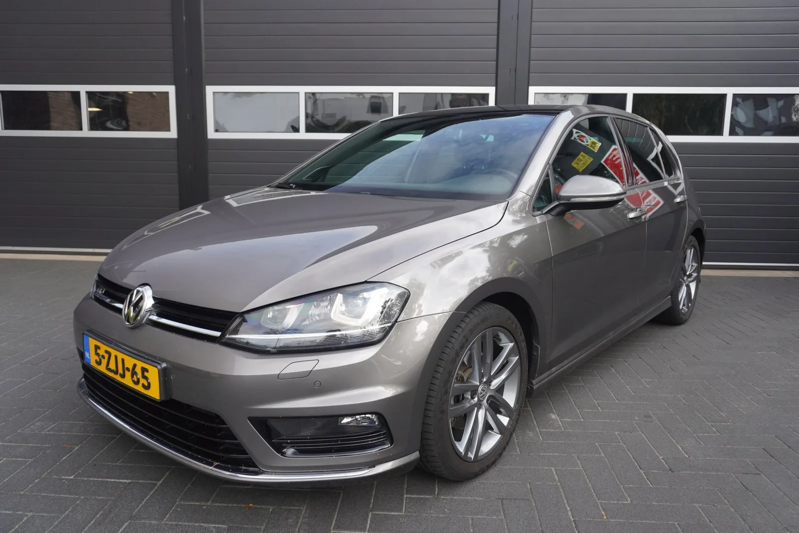 Volkswagen Golf (2015) — foto 1