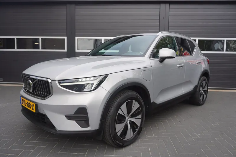Volvo XC40 (2022)