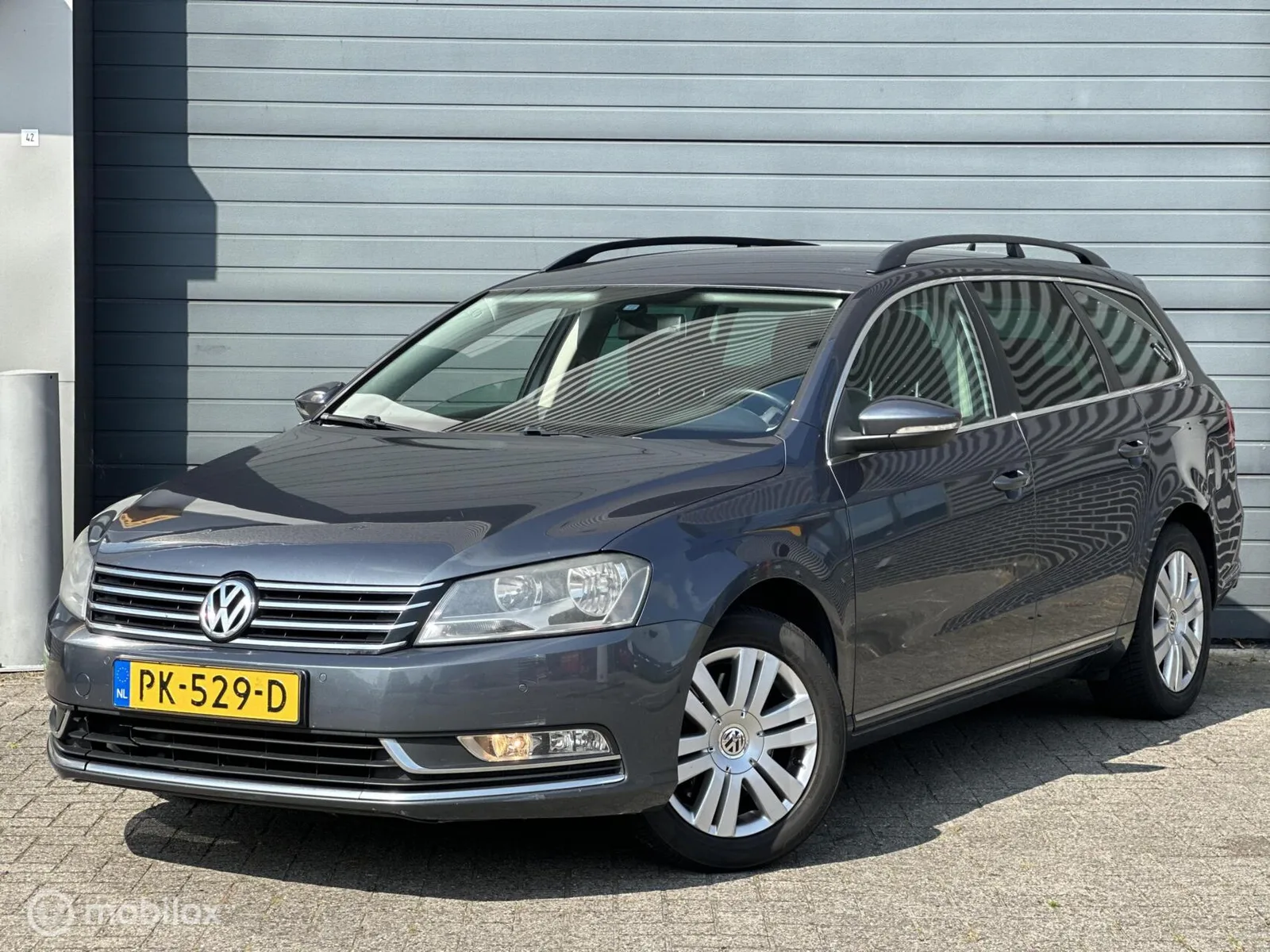 Volkswagen Passat (2013) — foto 1