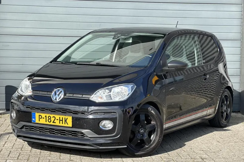 Volkswagen Up! (2017)