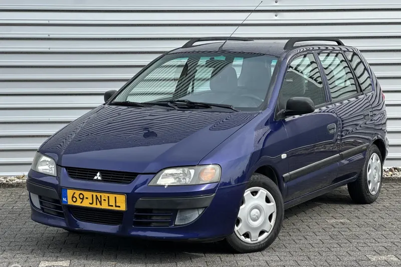 Mitsubishi Space Star (2002)