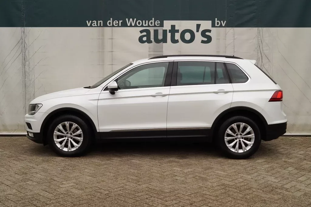 Volkswagen Tiguan (2017) — foto 1