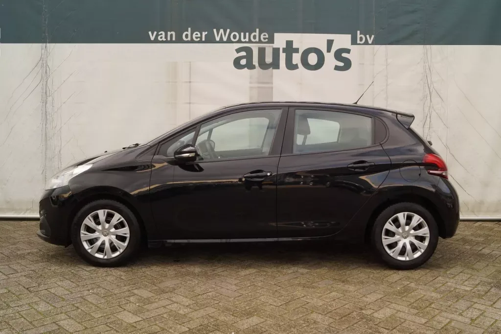 Peugeot 208 (2019) — foto 1