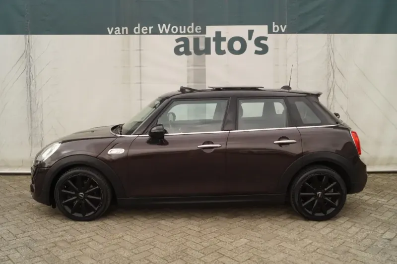 MINI Cooper (2015)