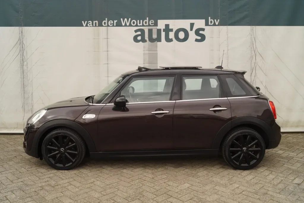 MINI Cooper (2015) — foto 1