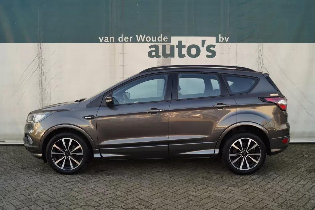 Ford Kuga (2018) — foto 1