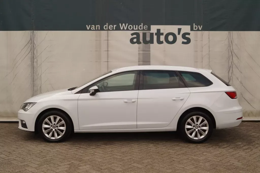 SEAT Leon (2019) — foto 1