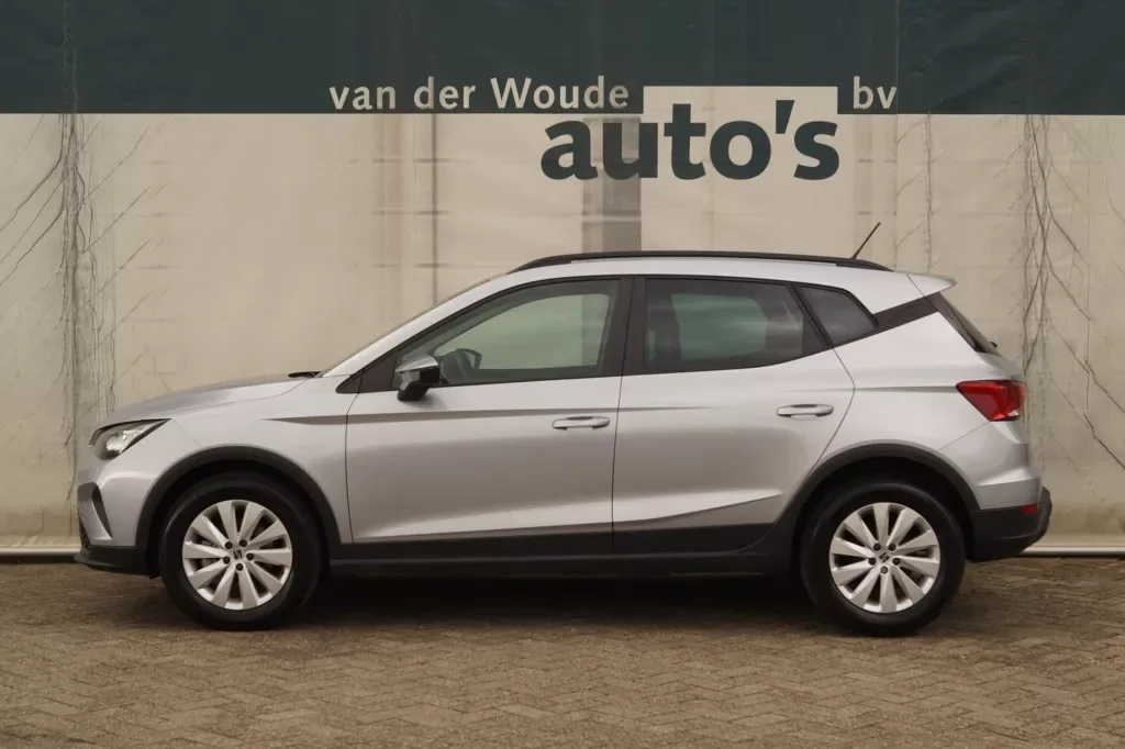 SEAT Arona (2024) — foto 1