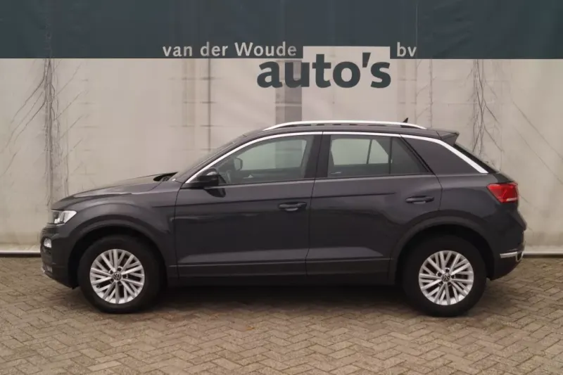 Volkswagen T-Roc (2021)