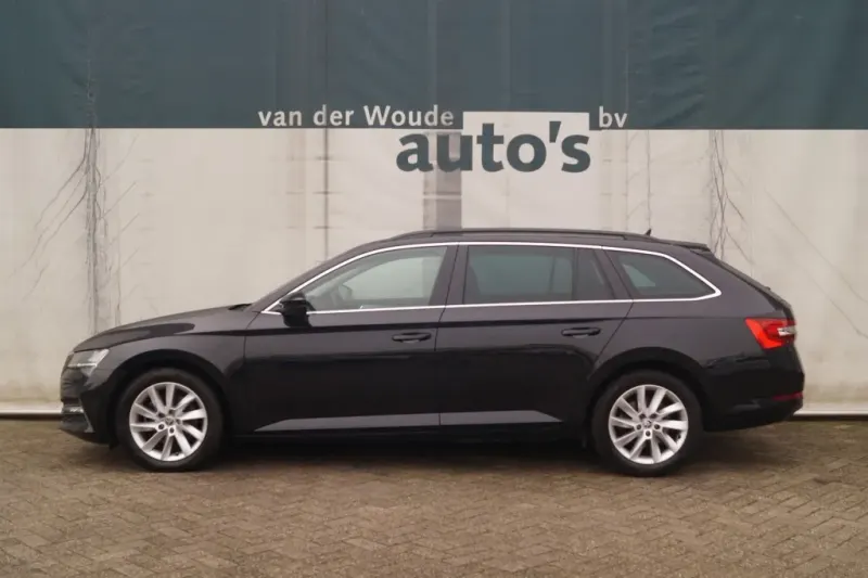 Škoda Superb (2022)