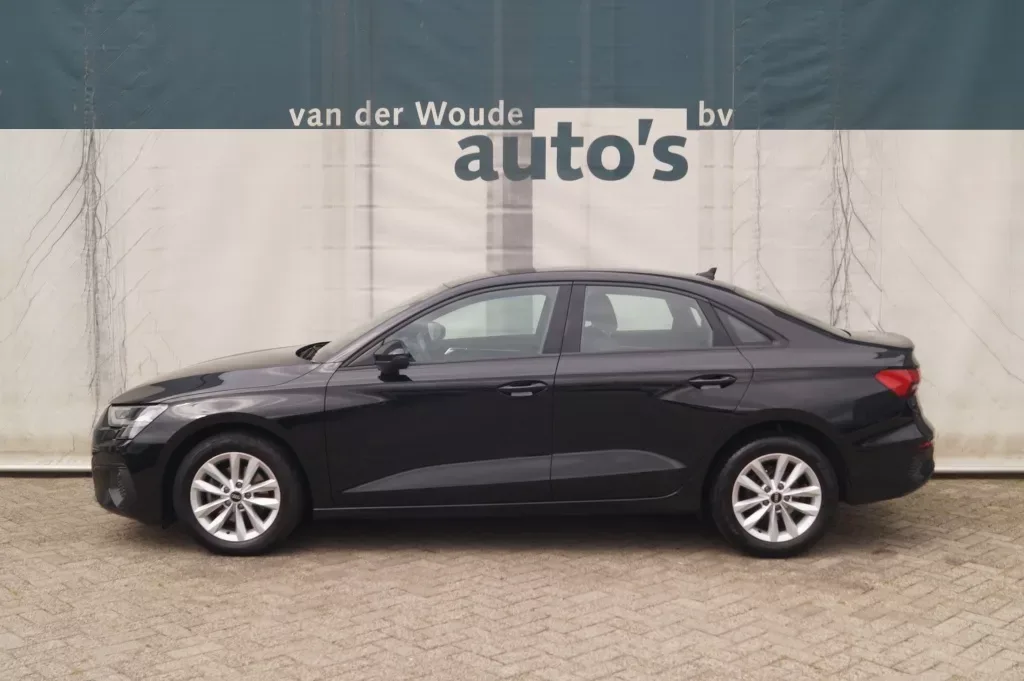 Audi A3 (2022) — foto 1