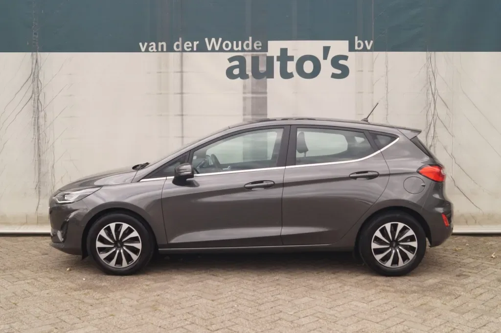 Ford Fiesta (2022) — foto 1