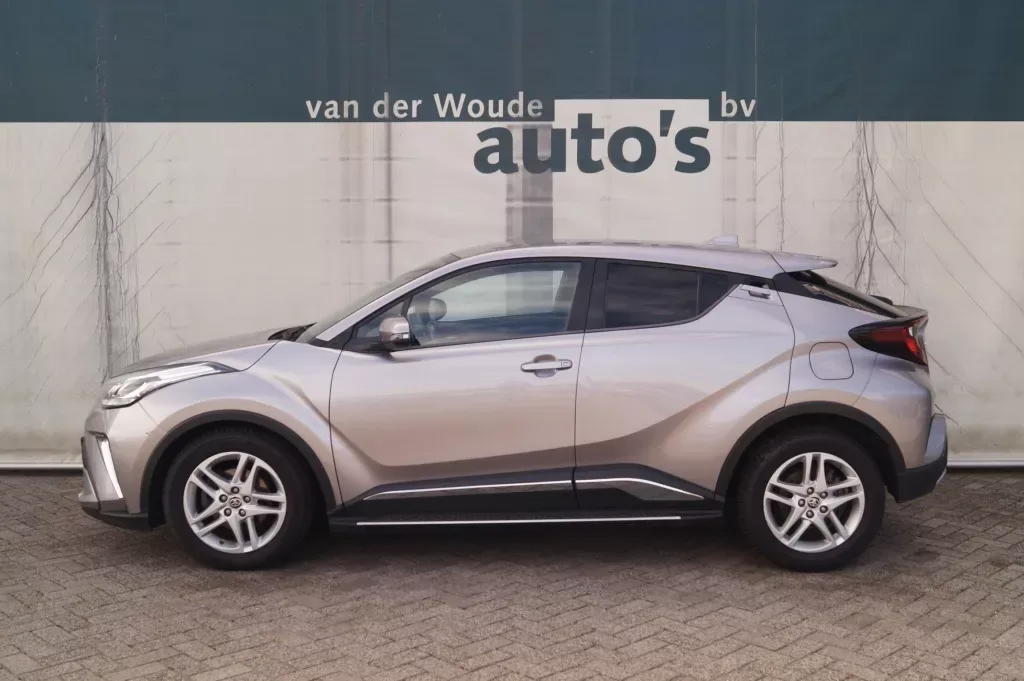 Toyota C-HR (2021) — foto 1