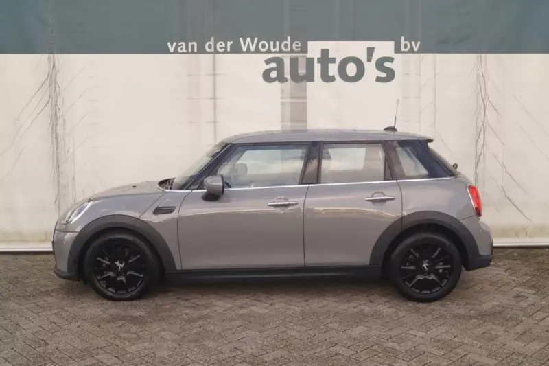 MINI Cooper (2021)