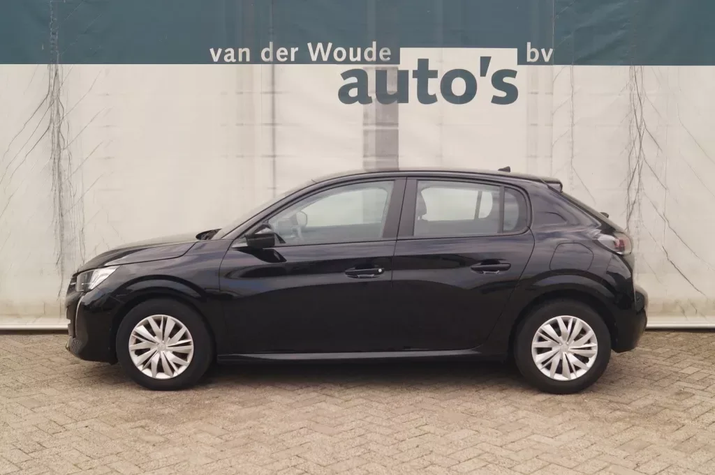Peugeot 208 (2022) — foto 1